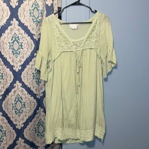 Tunic light green